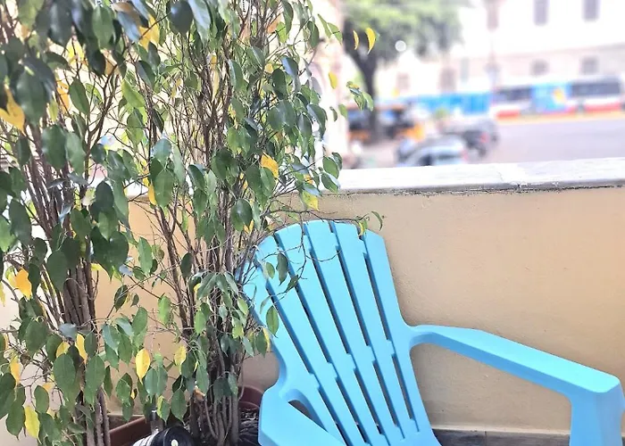 Concept b&b naples- camere moderne con balcone vicino al centro